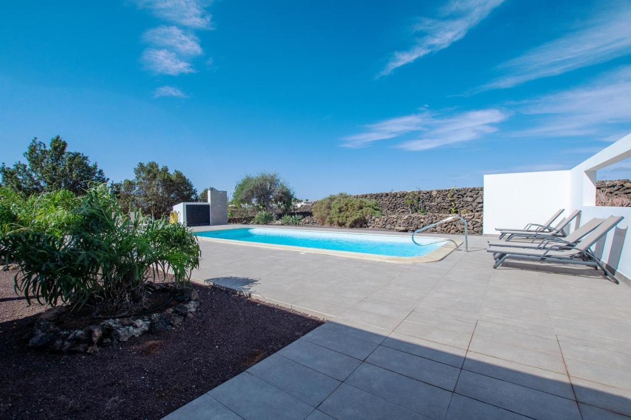 North Shore Villas, Villa Makai, Heated & Shared Pool Lajares Exterior photo